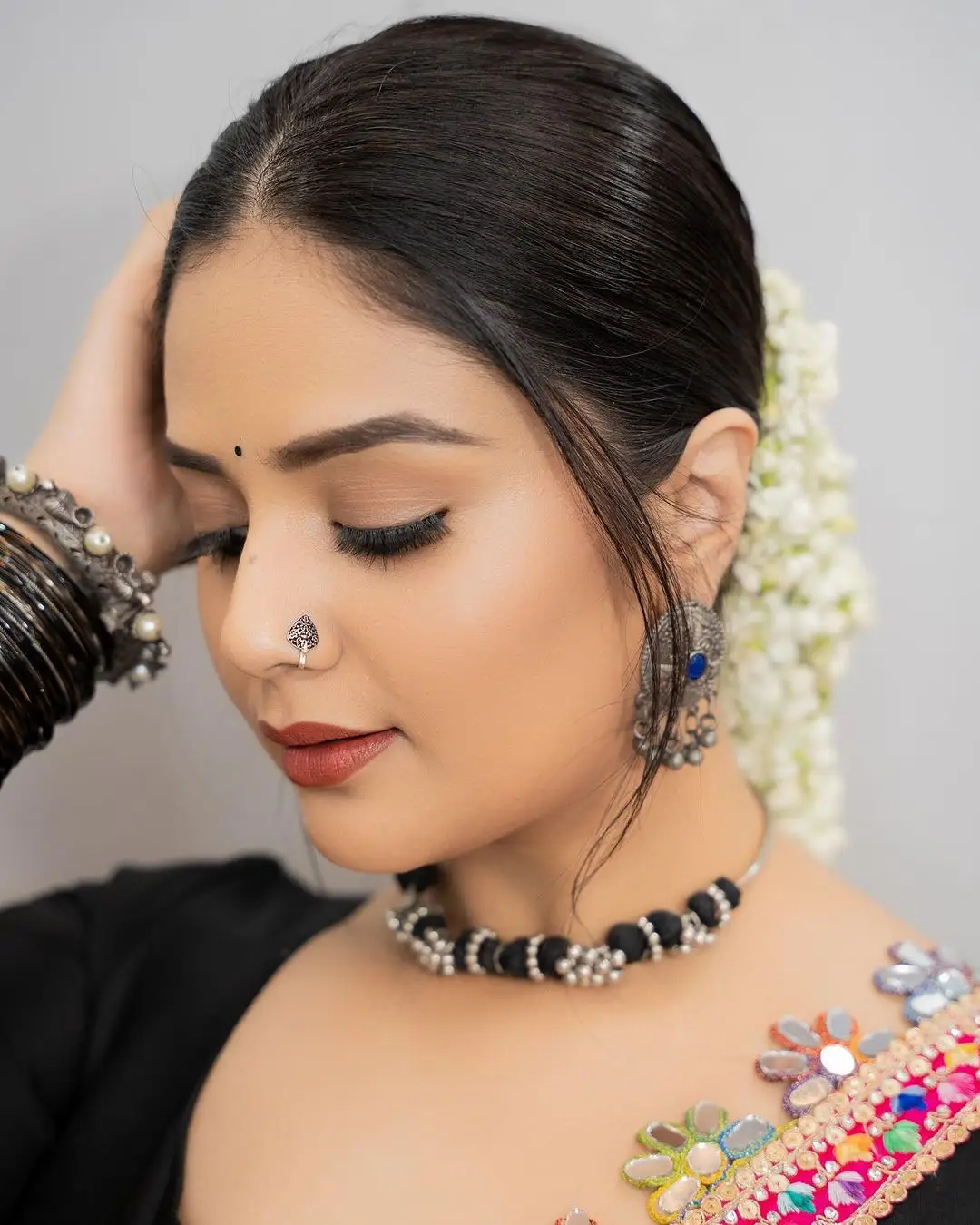 ZEETV Actress Sreemukhi in Black Lehenga Choli